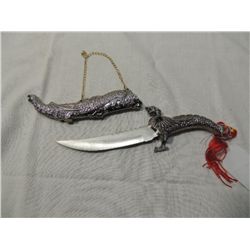 DAGGAR KNIFE FANTASY STYLE BRAND NEW AS SHOWN