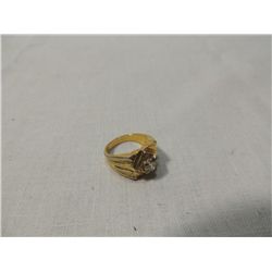 GOLD TONE RING SIZE 8 CZ
