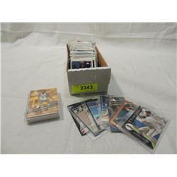 BOX LOT 1980S & 90S BASEBALL & BASKETBALL CARDS