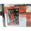 Image 2 : UPPER DECK MICHAEL JORDAN TRIBUTE CARD LUNCHBOX