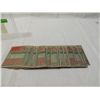 Image 2 : LOT OF 50! TOPPS 1975 SERIES HARD PLASTIC CASE