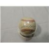 Image 2 : JEROME WALTON AUTOGRAPHED BASEBALL IN CASE