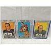 Image 1 : LOT 3 1961 TOPPS FOOTBALL CARDS