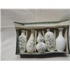 Image 2 : CHINESE MINIATURE VASES IN BOX