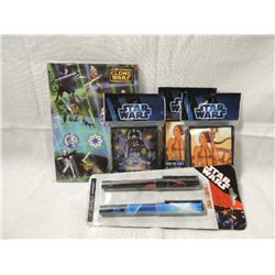 LOT 5 STAR WARS COLLECTIBLES