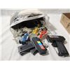 Image 1 : BATTERY OPERATED PRO RACING SET WITH TRACK