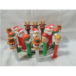 LOT 17 CHRISTMAS PEZ DISPENSERS
