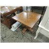 Image 2 : BURL BURLD WALNUT TOP END TABLE