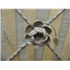 Image 2 : WROUGHT IRON FIREPLACE SCREEN CAST IRON ROSES