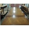 Image 5 : ANTIQUE OAK INLAID QTR SAW DINING TABLE LEAVES