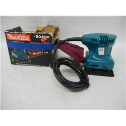Makita 1.6 Amp Palm Sander