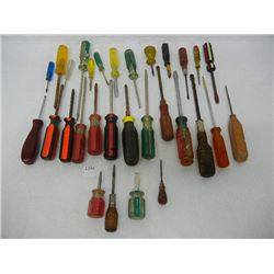 Lot of Misc. Screwdrivers, 1 Craftsman
