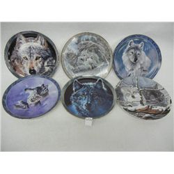 5 Bradford Exhange and 1 Bradex Decorative Wolf Plates