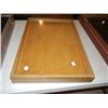 Image 1 : Wood Table Top Showcase, 25"x17"x2 1/2"