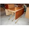 Image 2 : Drop Leaf Kitchen Table