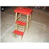 Image 1 : Wooden Step Stool