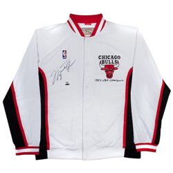 Michael Jordan Signed 1993 Chicago Bull Home Warm Up Jacket UDA LE 23