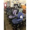 Image 1 : LOT OF 13 OFFICE CHAIRS