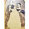 Image 1 : ANTIQUE PHOTO OF GENERAL TOM THUMB AND FAMILY