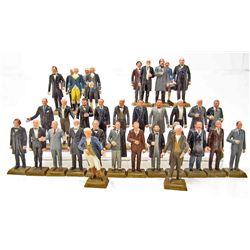 LOT OF 34 1950s-60s MARX PLASTIC US PRESIDENT FIGURES