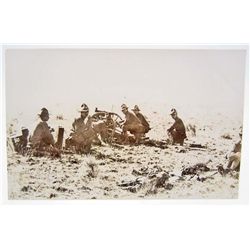 VINTAGE RPPC REAL PHOTO POSTCARD OF SOLDIERS & A CANNON