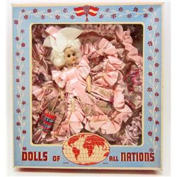 VINTAGE DOLLS OF ALL NATIONS DUCHESS DOLLS BOXED