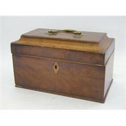 A MAHOGANY TEA CADDY, c.1800, caddy top, barbers pole strung, brass loop handle, width 24cm  50-7