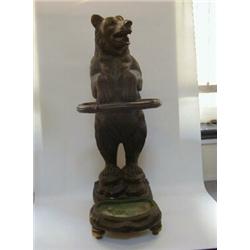 A BLACK FOREST CARVED WOODEN STICK STAND, late 19th/early 20th Century, formed as a growling bear