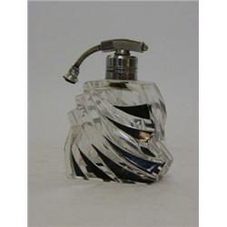 AN ART DECO ATOMISER, 1930's, clear glass overlaid black cut through, height 9cm  20-30