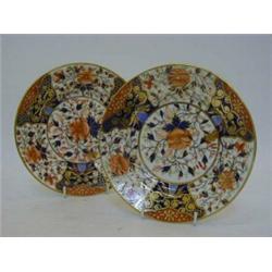 A PAIR OF DERBY DUESBURY PERIOD PLATES, early 19th Century, Japan pattern, iron red factory marks
