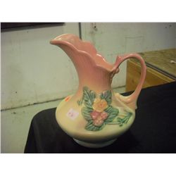 Hull Art w11-8 1/2 Pitcher