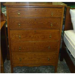 Oak Chest of Drawers