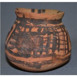 JEDDITO POTTERY VASE