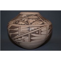 JEMEZ POTTERY JAR
