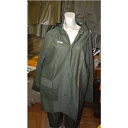 RAIN GEAR - GREEN 2PC - XL RETAIL $100 - BUY NOW IN HOUSE - $35 EA SET
