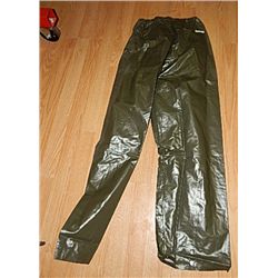 RAIN GEAR - GREEN PANTS - L RETAIL $50 - BUY NOW IN HOUSE - $20 EA SET