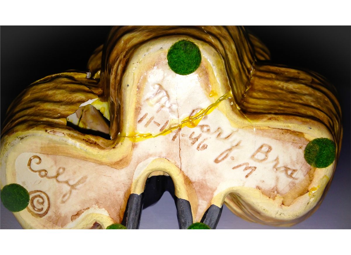 I LOVE LUCY SCREEN USED CHINESE STATUE 2