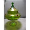 Image 1 : Stemmed Green Glass Bowl