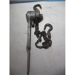 Chisholm Moore 3/4 Ton Hoist