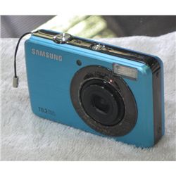 Blue Samsung 10.2 mega pixels camera.