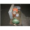 Image 3 : 20 gallon electric compressor.