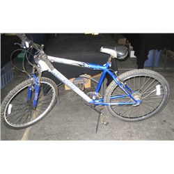 Magna Great Divide  Gray/Blue Mountain Bike.