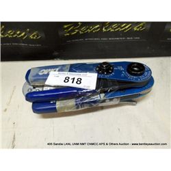 LOT: WIRE CRIMPERS