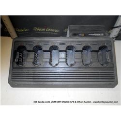 MOTOROLA BATTERY CHARGER