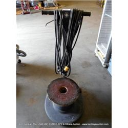 ADVANCE WHIRLAMATIC UHS20 FLOOR MACHINE