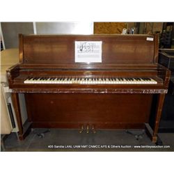 WURLITZER PIANO (print sequence:) 1100758