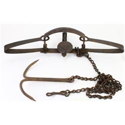 Original No. 4 1/2 Wolf trap Oneida Newhouse