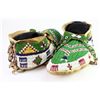 Image 2 : C. 1880's-1890's fully beaded Sioux moccasins