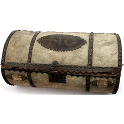 Unusual cylinder shape travel trunk