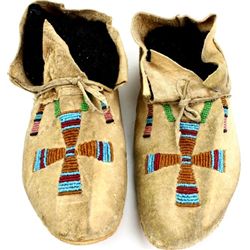 Fine pair early plains moccasins, seed beaded